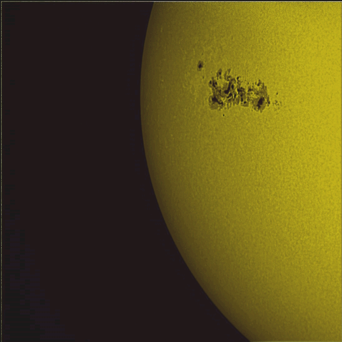 green yellow paint saturation